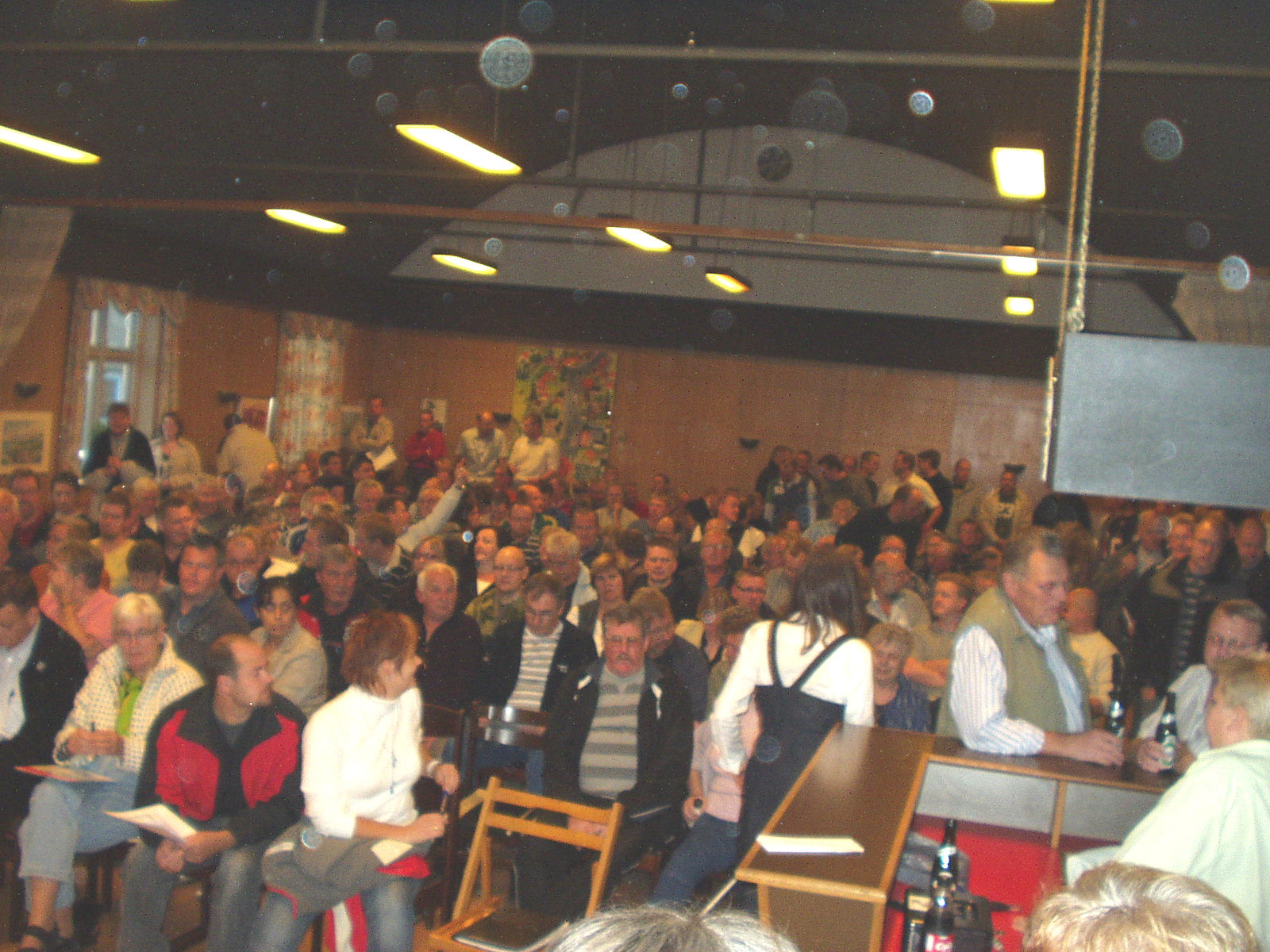 Billede fra møde i Terslev Forsamlingshus d. 25/9 2008