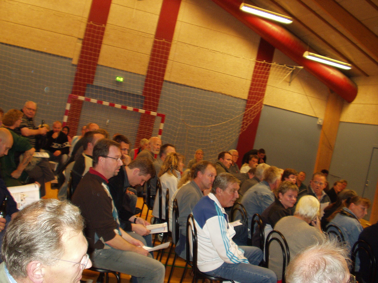 Billede fra møde i Terslev Hallen d. 8/10 2008